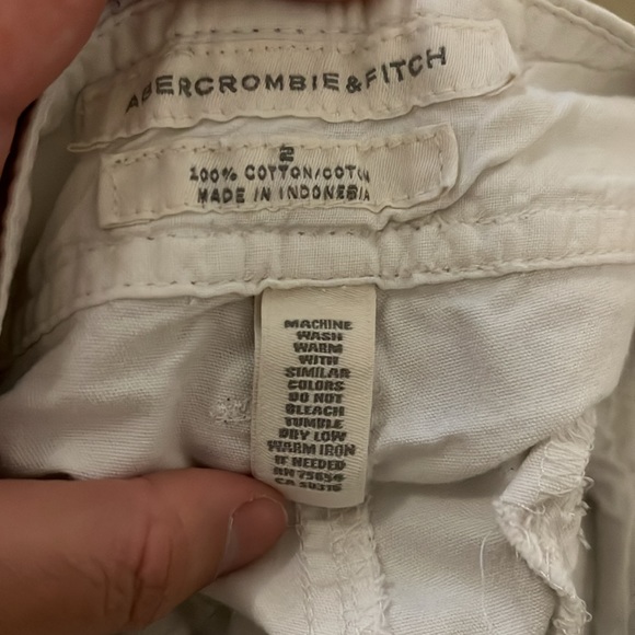 Abercrombie & Fitch 100% Cotton White Capri Pants 2 - Picture 12 of 14